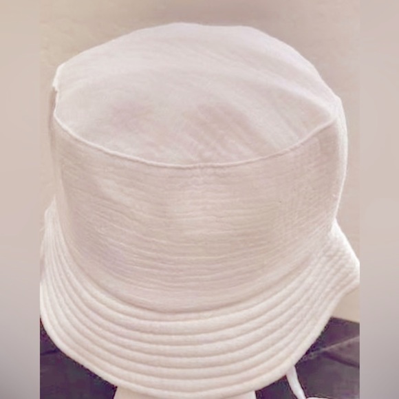 NWOT Nordstrom BP White Bucket Hat - Picture 5 of 6